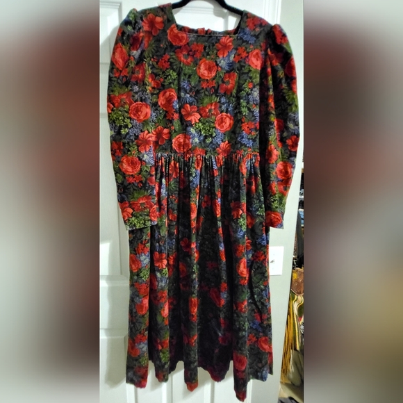 Vintage Laura Ashley Size 12 Corduroy Floral Garden Dress Gathered Zipper NICE - Picture 1 of 10